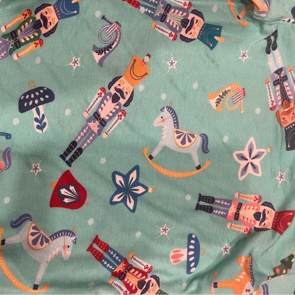 Posh Peanut Christmas pajamas in size 3T. - Picture 2 of 3